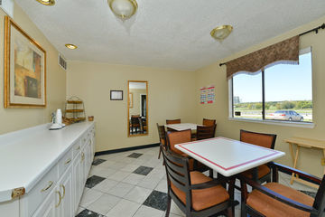 Hotel 6-red Oak, Tx - Dallas