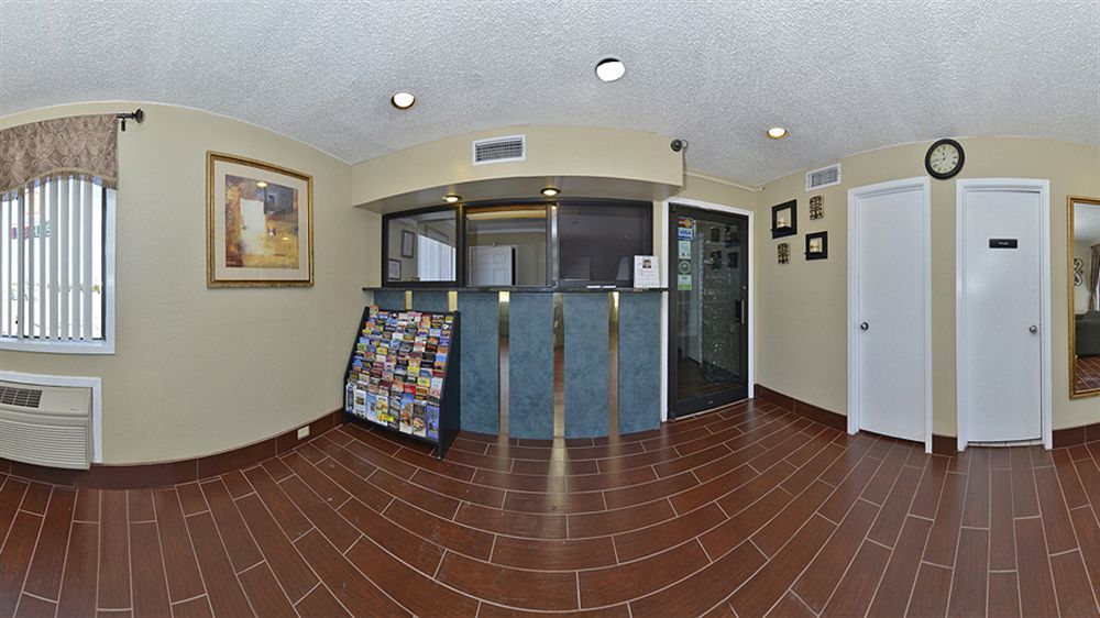 6-red Oak, Tx - Dallas Hotel 2*