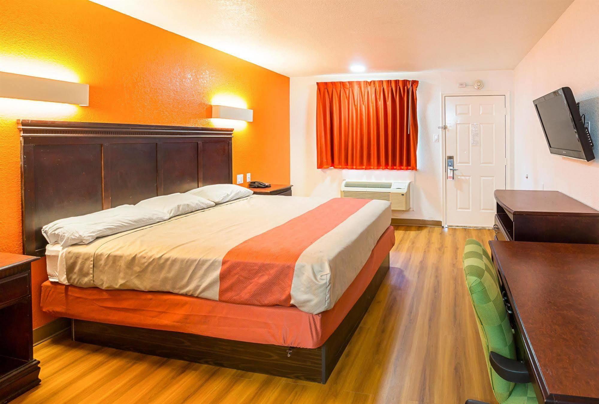6-red Oak, Tx - Dallas Hotel Red Oak